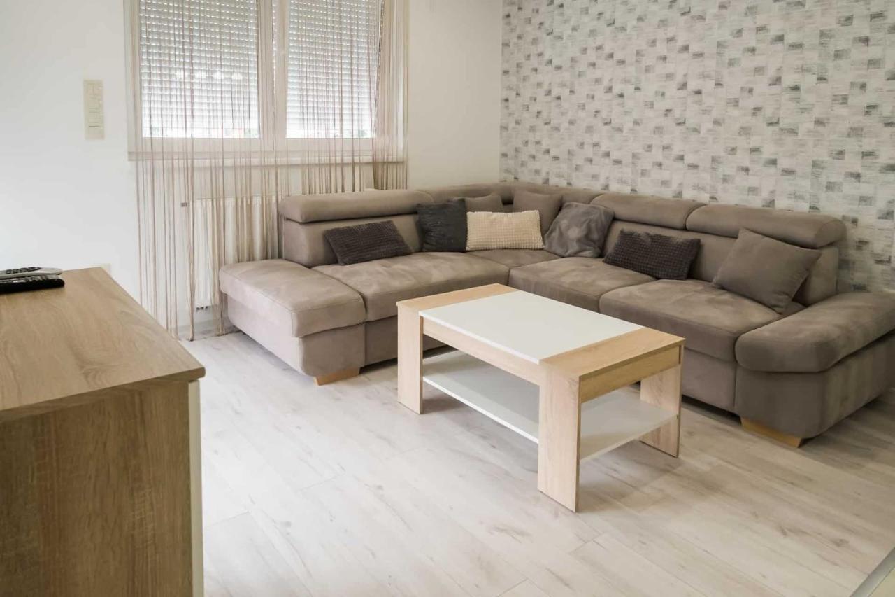Devai-Lux Apartman Sárvár Dış mekan fotoğraf